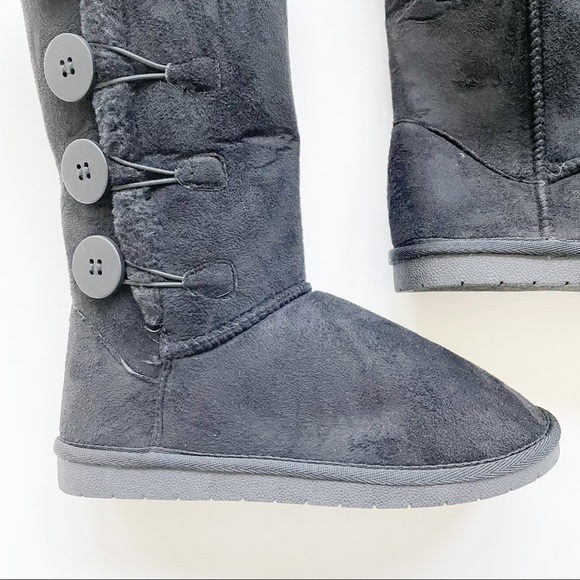 Forever Black Boots Anissa-3, Size 5. Buttons up the side!! Brand New in Box!! - Picture 5 of 6